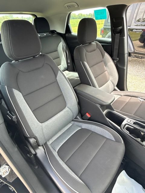 Used 2026 Chevrolet TrailBlazer LS FWD image 24