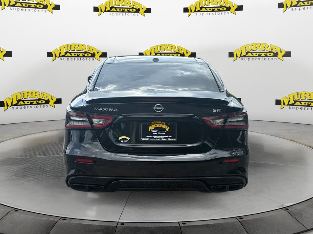 Used 2023 Nissan Maxima SR w/ Sport Mat Group FWD image 4