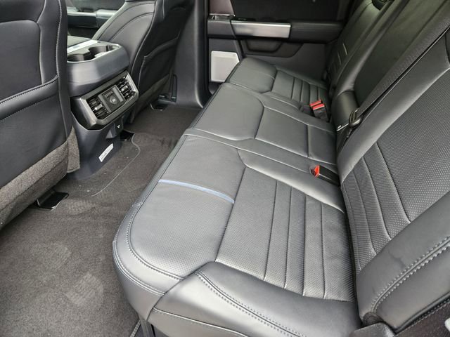 New 2026 Ford F250 Platinum w/ FX4 Off-Road Package image 19