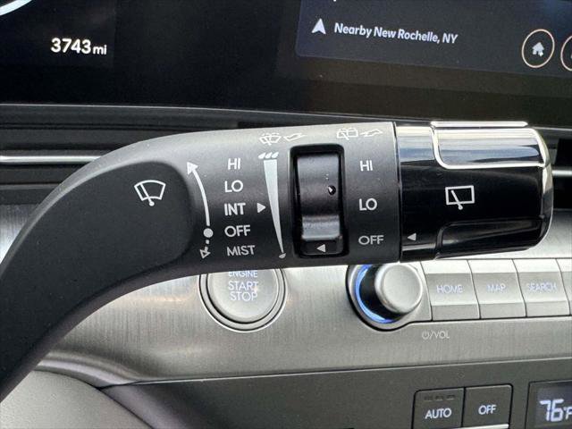 Used 2025 Hyundai Kona Limited image 25