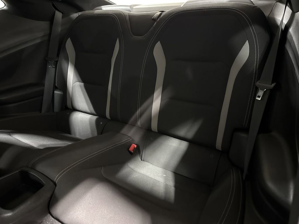 Used 2018 Chevrolet Camaro SS image 22