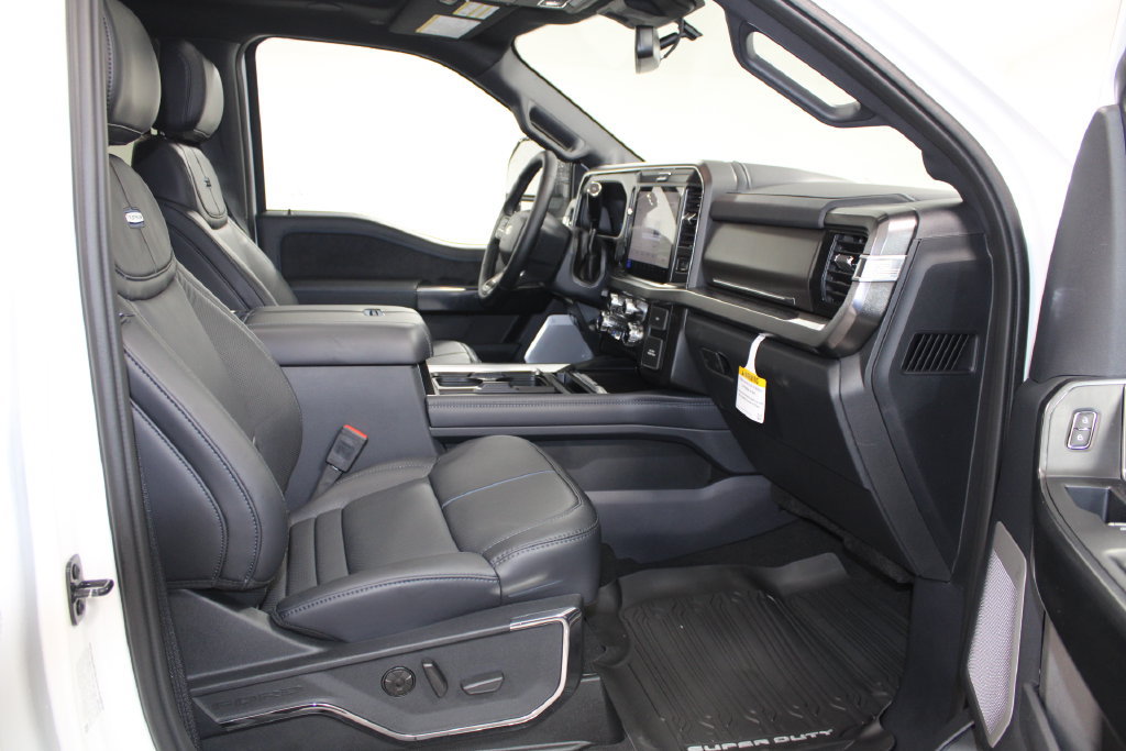 New 2026 Ford F250 Platinum AWD/4WD image 32