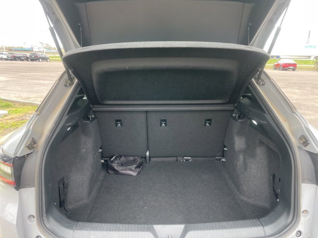 Used 2021 Volkswagen ID.4 Pro RWD image 14