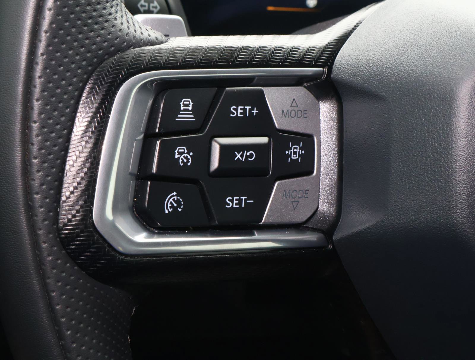 Used 2025 Ford Mustang GT Premium image 24