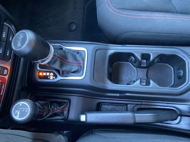 Used 2022 Jeep Wrangler Unlimited Rubicon w/ Xtreme Recon 35" Tire Package image 32