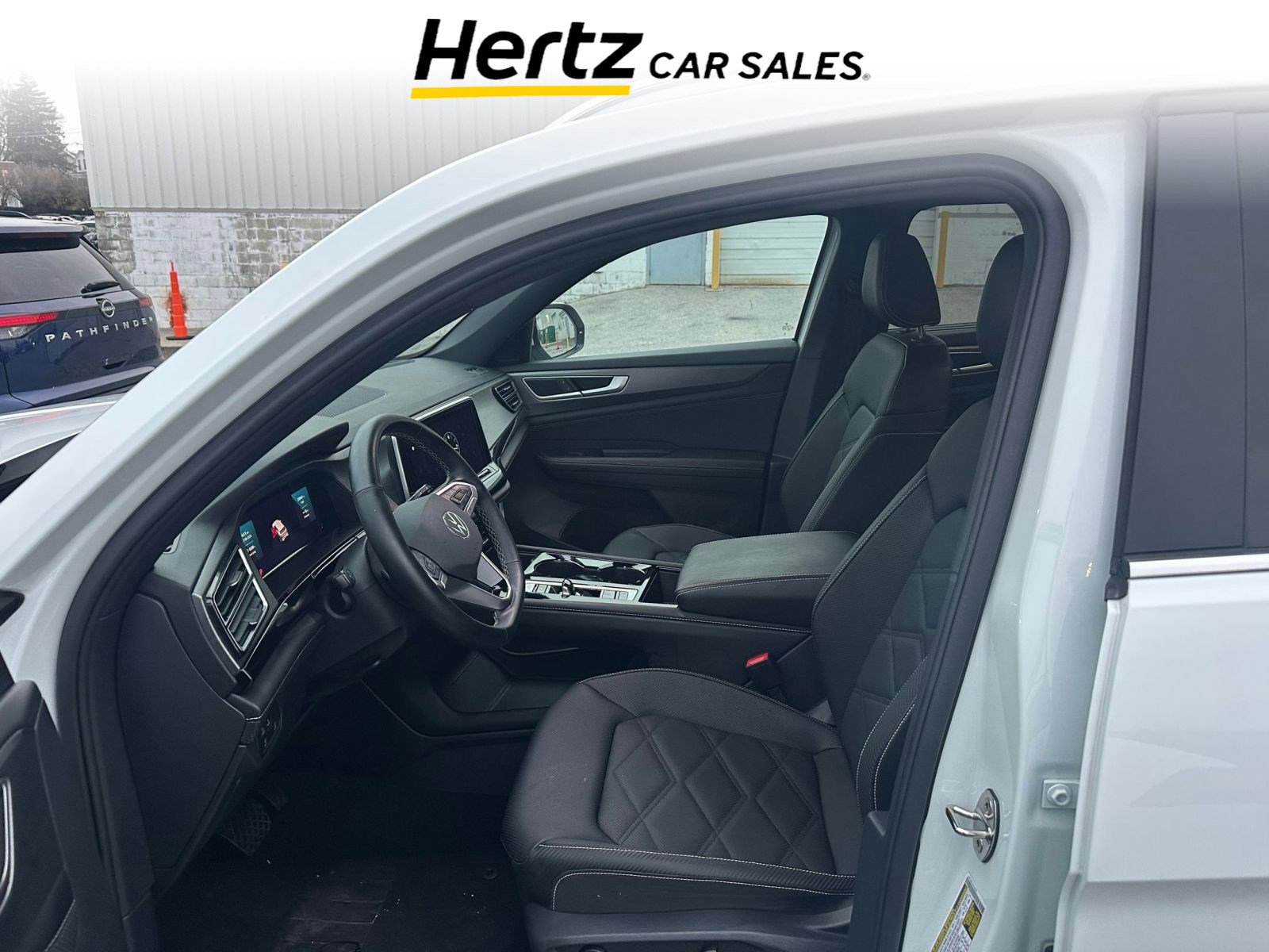 Used 2025 Volkswagen Atlas Cross Sport SE image 8