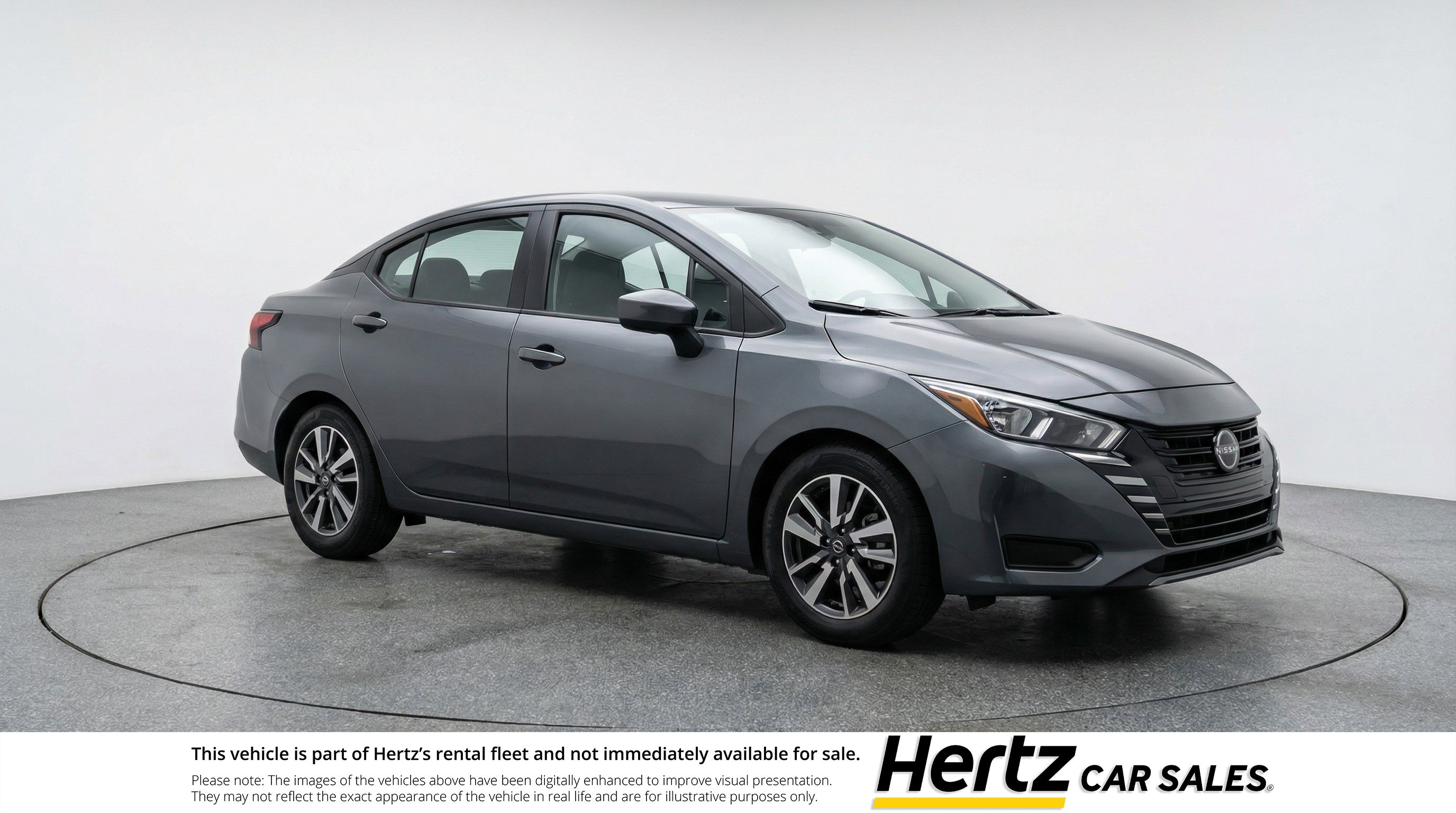 Used 2025 Nissan Versa SV image 1