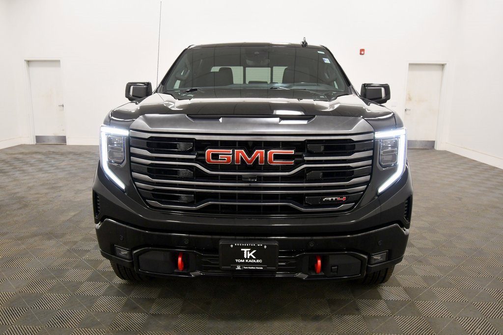 Used 2022 GMC Sierra 1500 AT4 w/ AT4 Premium Package image 11