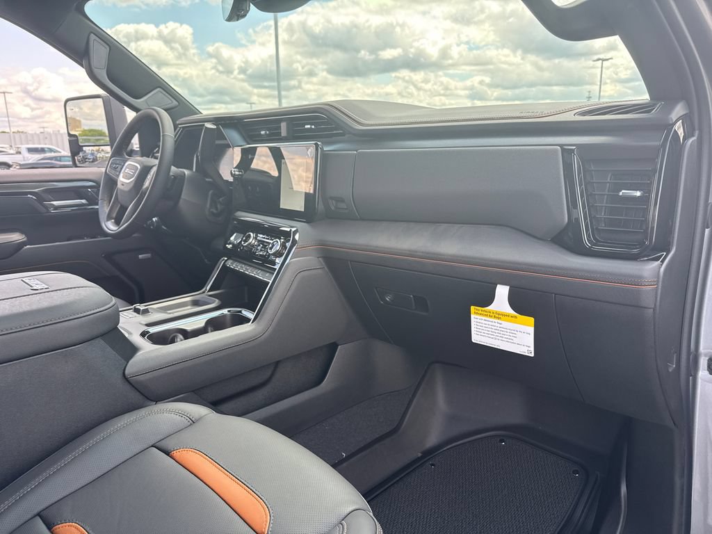 New 2026 GMC Sierra 2500 AT4 w/ AT4 Premium Plus Package AWD/4WD image 40