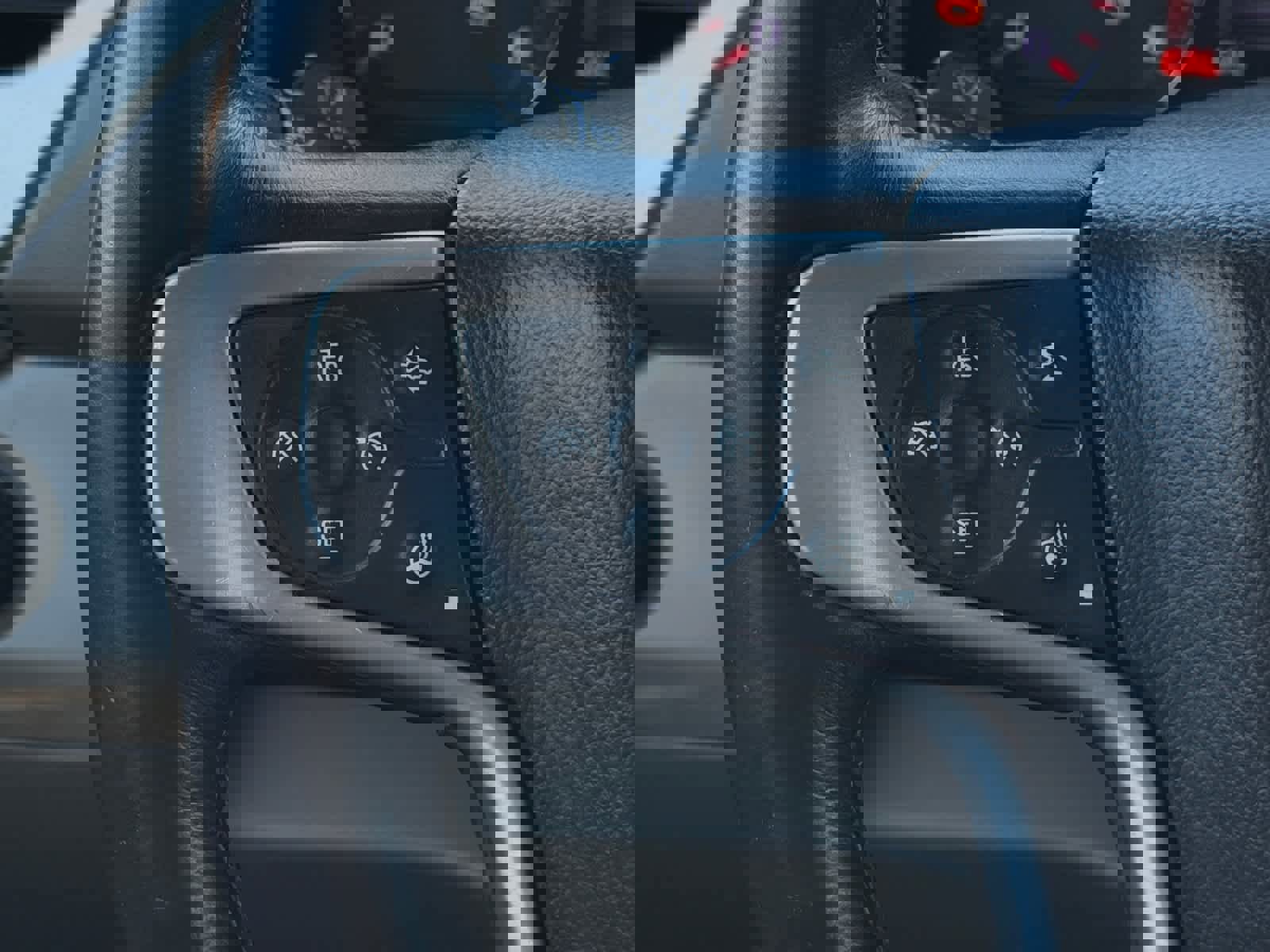 Used 2015 GMC Yukon SLT w/ Open Road Package image 18