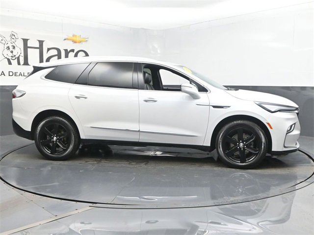 Used 2023 Buick Enclave Essence w/ Experience Buick Package image 1
