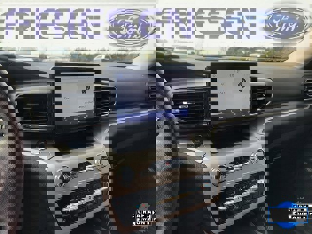 Used 2024 Ford Explorer XLT w/ Equipment Group 202A image 19