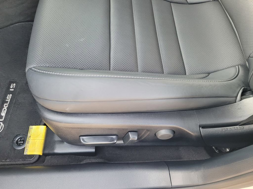 Used 2025 Lexus IS 350 F Sport w/ Navigation Package image 27