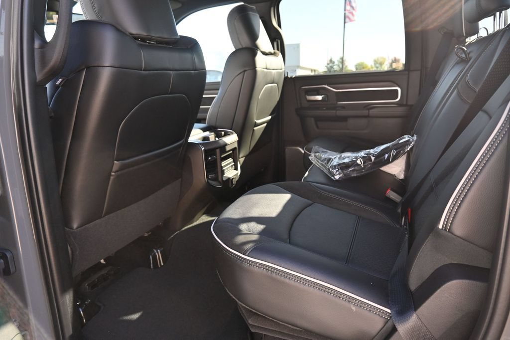 New 2027 RAM 2500 Laramie AWD/4WD image 13