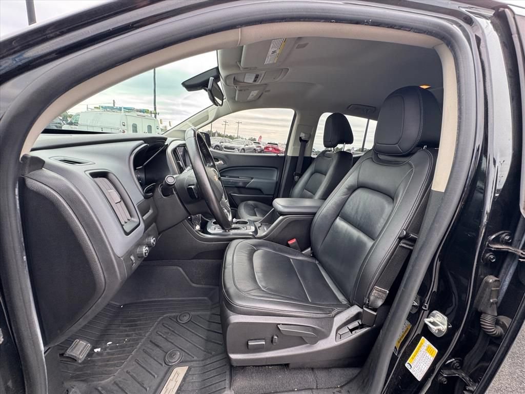 Used 2019 Chevrolet Colorado Z71 AWD/4WD image 16