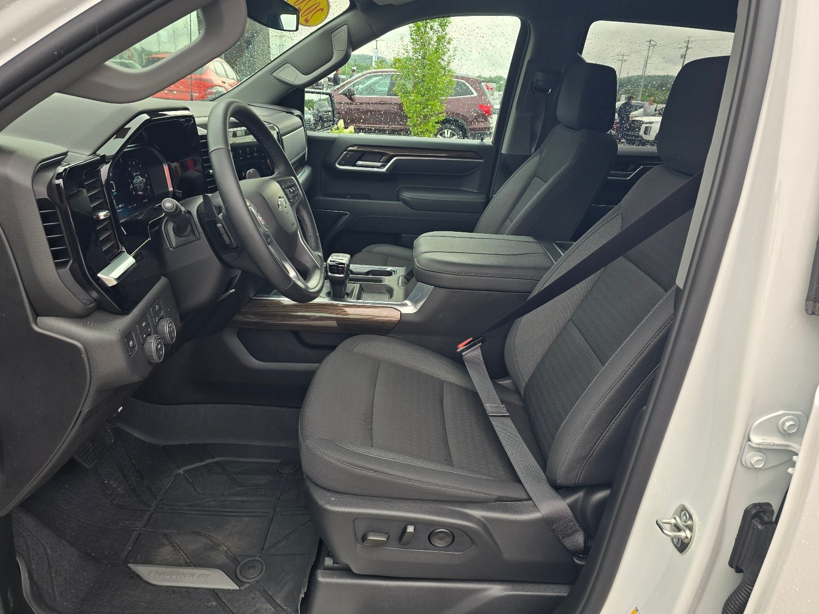 Used 2026 Chevrolet Silverado 1500 RST w/ Protection Package AWD/4WD image 12