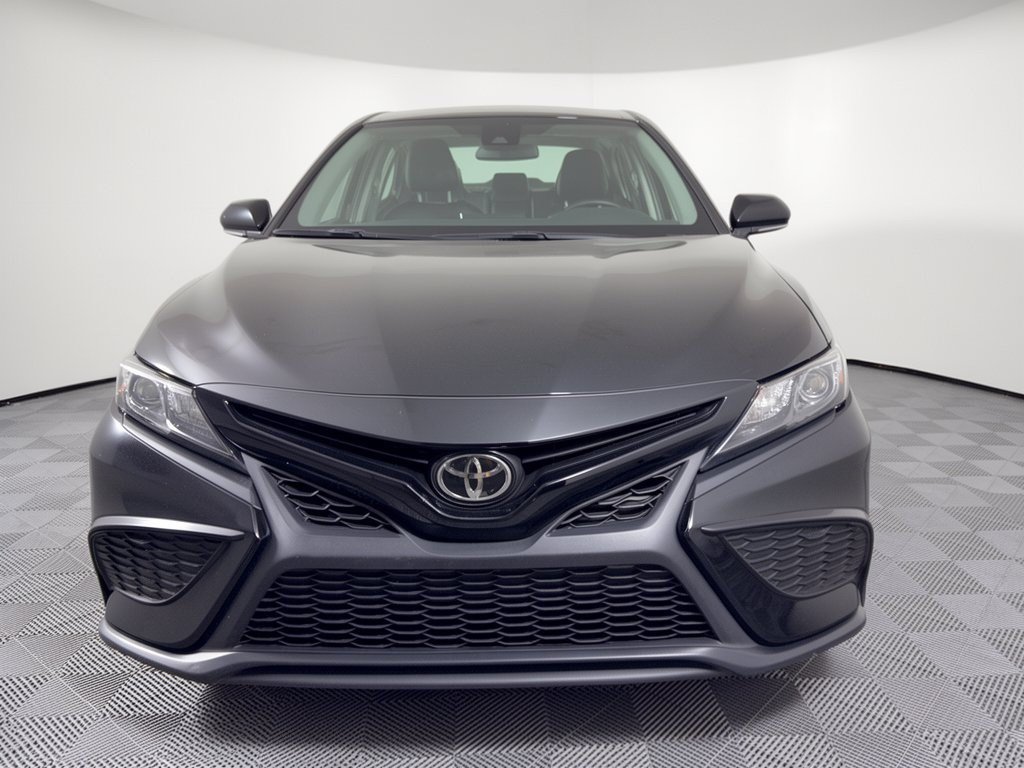 Used 2024 Toyota Camry SE FWD image 6
