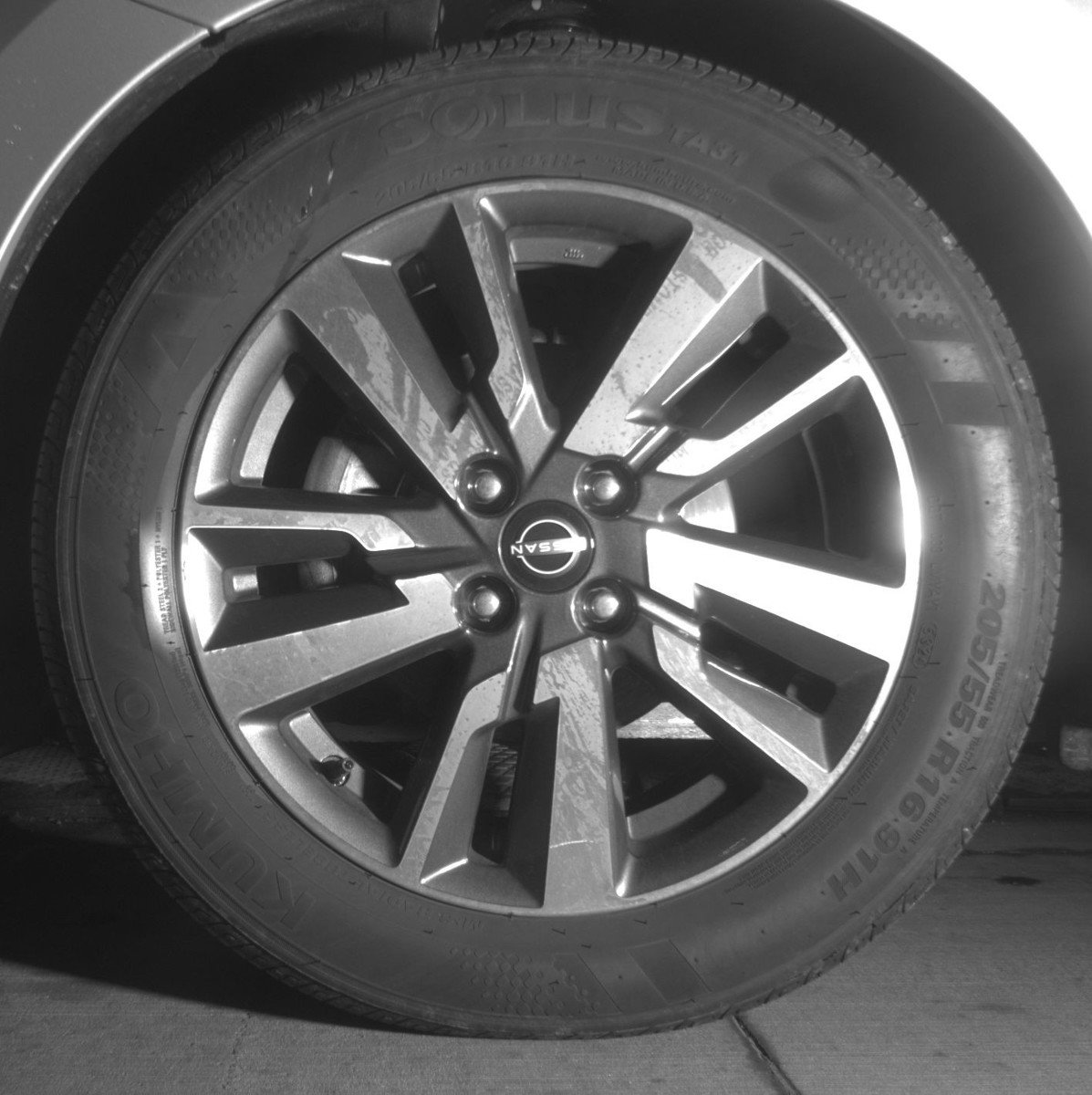 Used 2025 Nissan Versa SV image 12