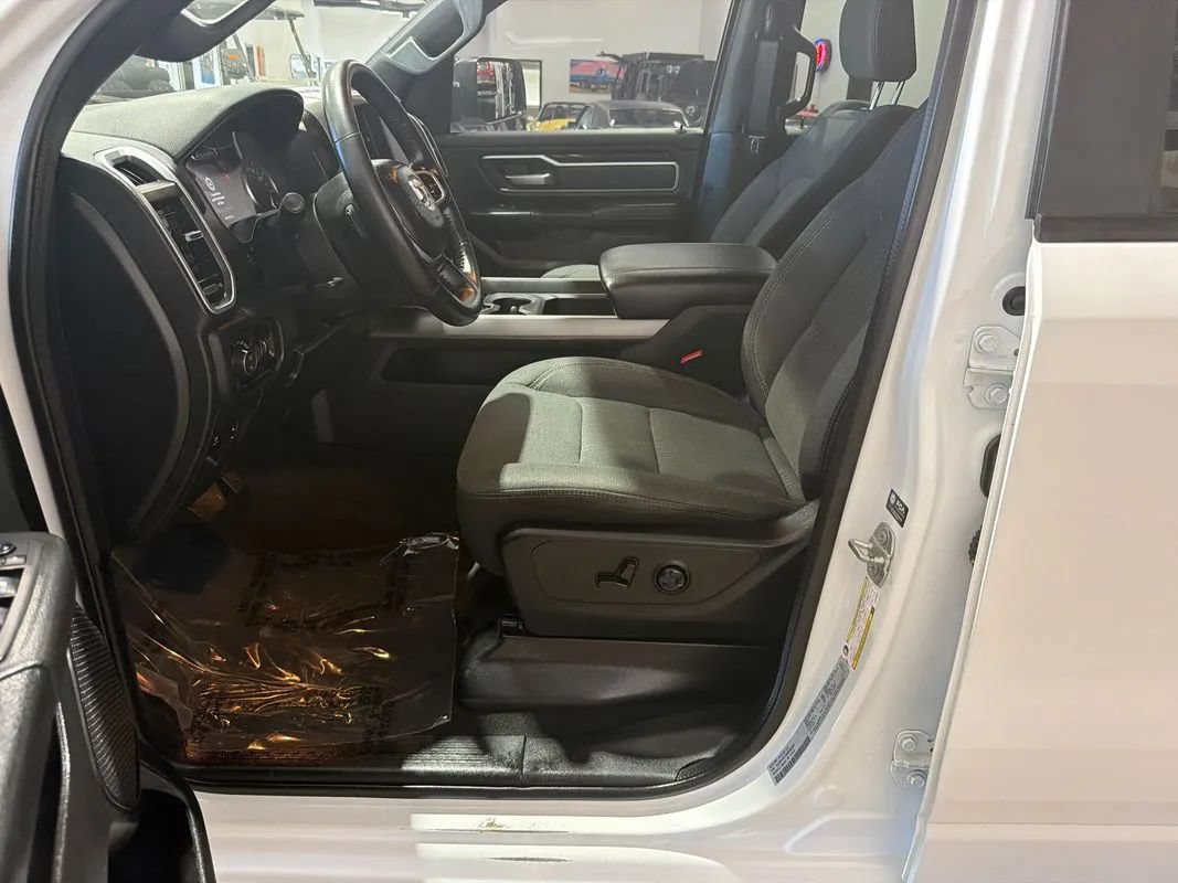 Used 2022 RAM 1500 Big Horn AWD/4WD image 46