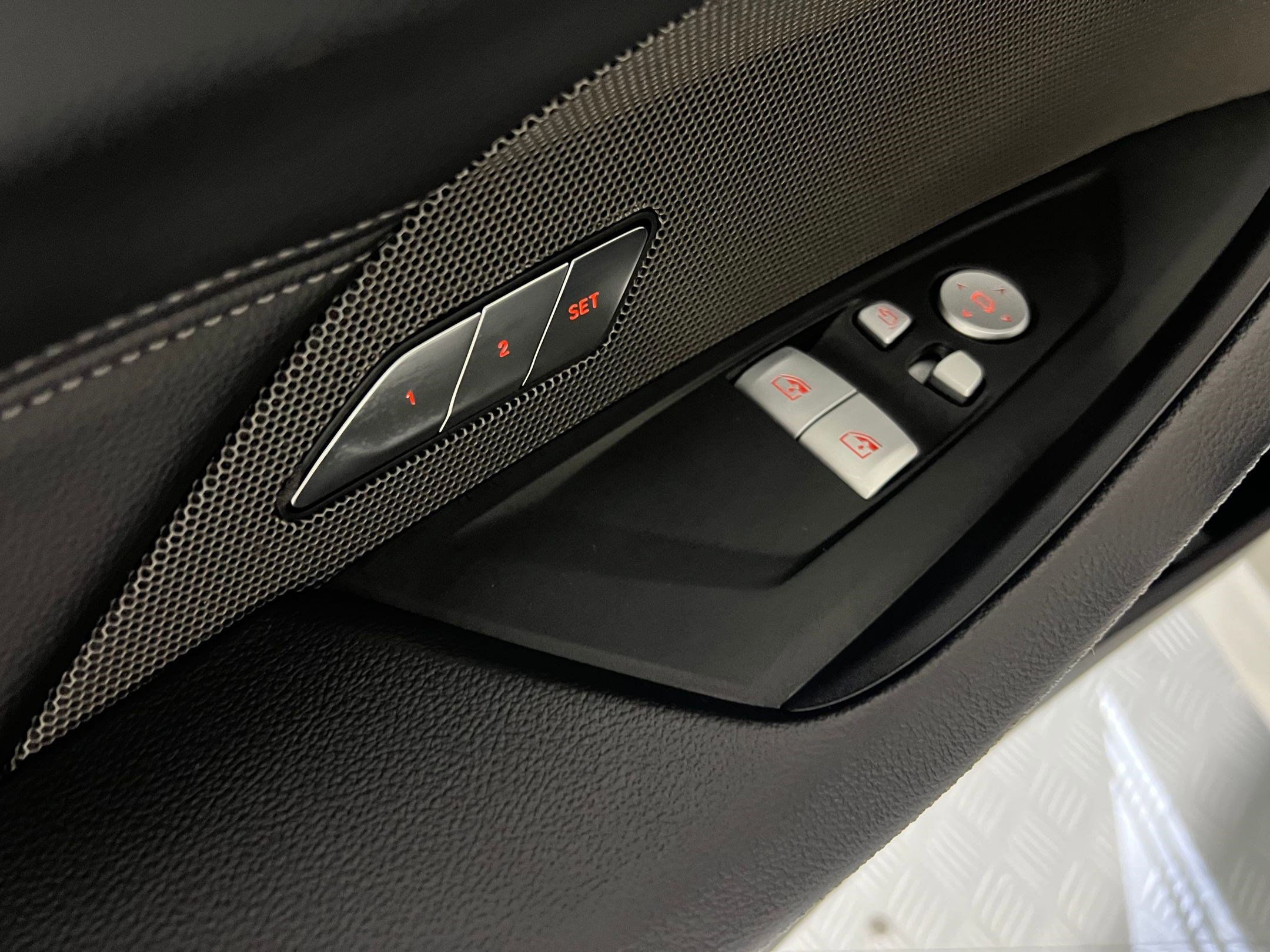 New 2026 BMW 430i Coupe w/ M Sport Package image 11