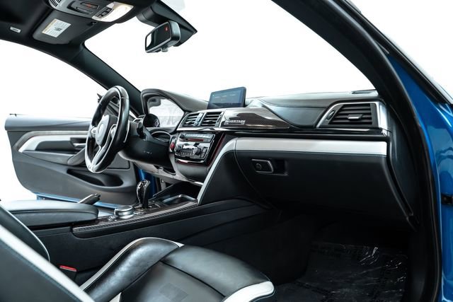 Used 2020 BMW M4 Coupe w/ Competition Package image 30