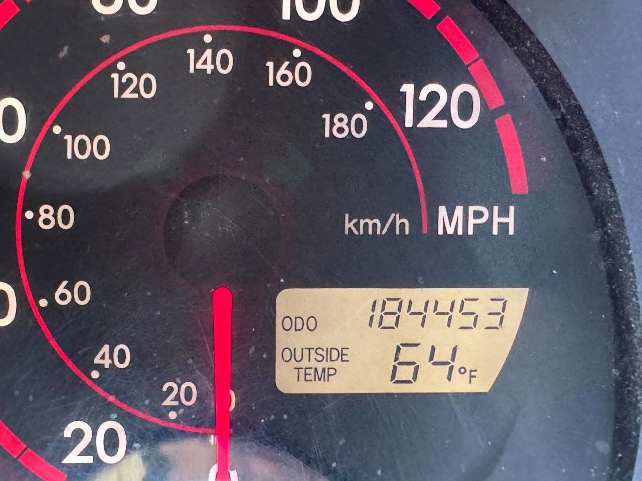 Used 2004 Pontiac Vibe w/ Moon And Tunes Value Package image 17