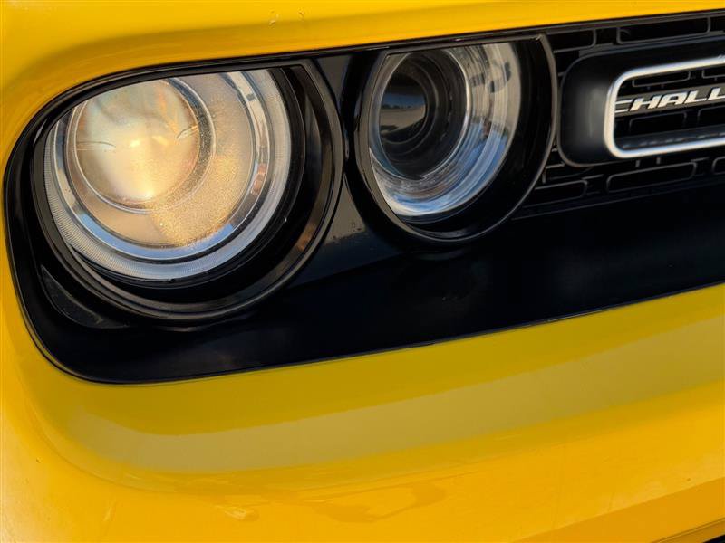 Used 2017 Dodge Challenger SXT RWD image 17