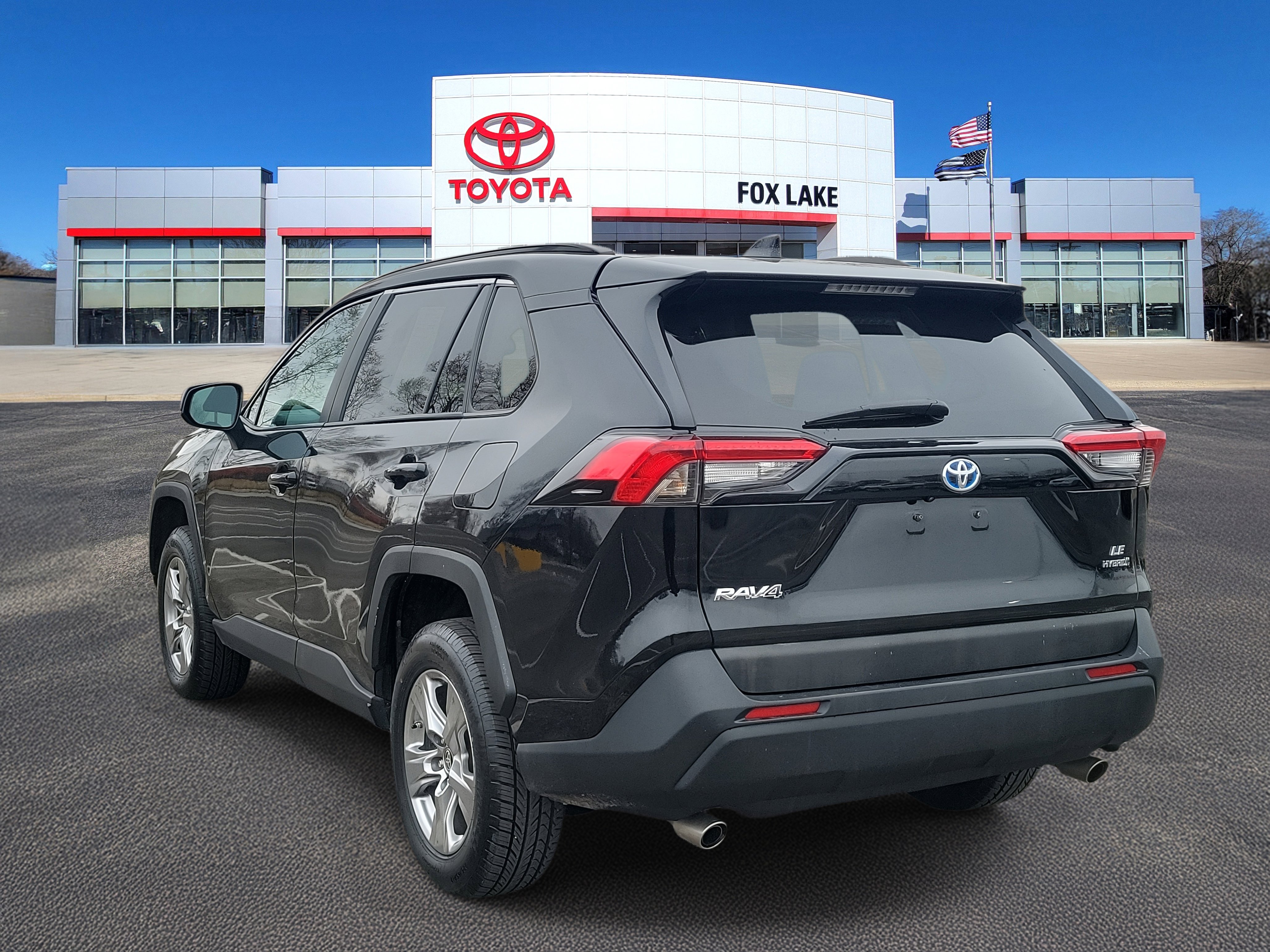 Used 2024 Toyota RAV4 LE image 3