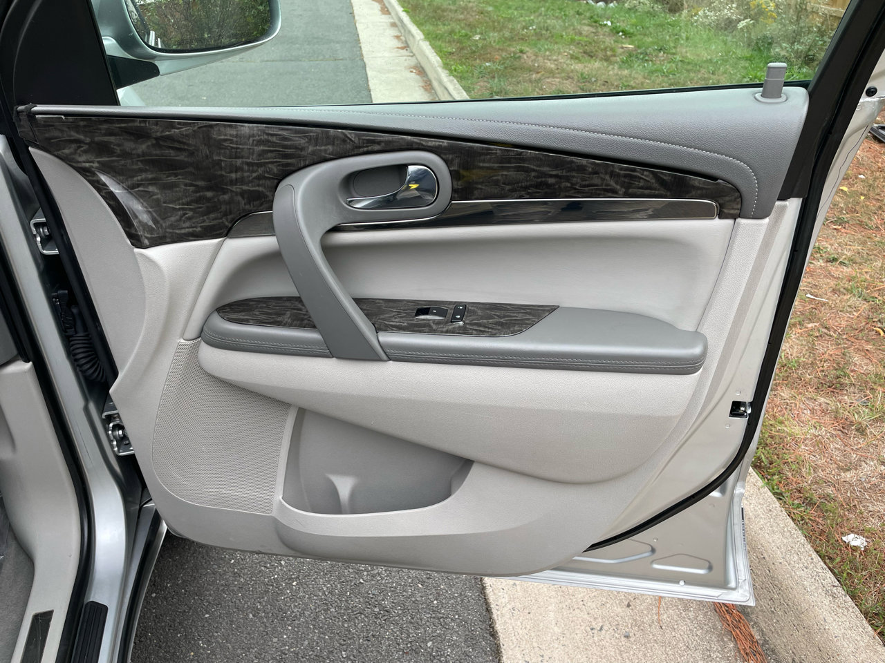 Used 2013 Buick Enclave Leather image 22