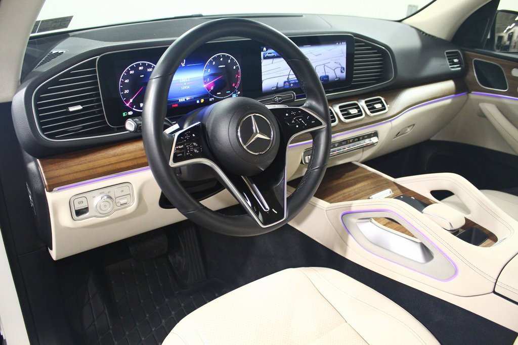 Used 2025 Mercedes-Benz GLE 350 4MATIC image 5