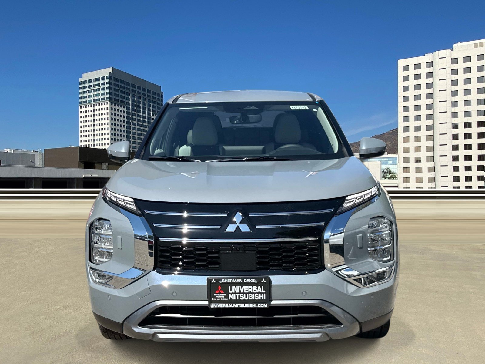 New 2026 Mitsubishi Outlander SE AWD/4WD image 2