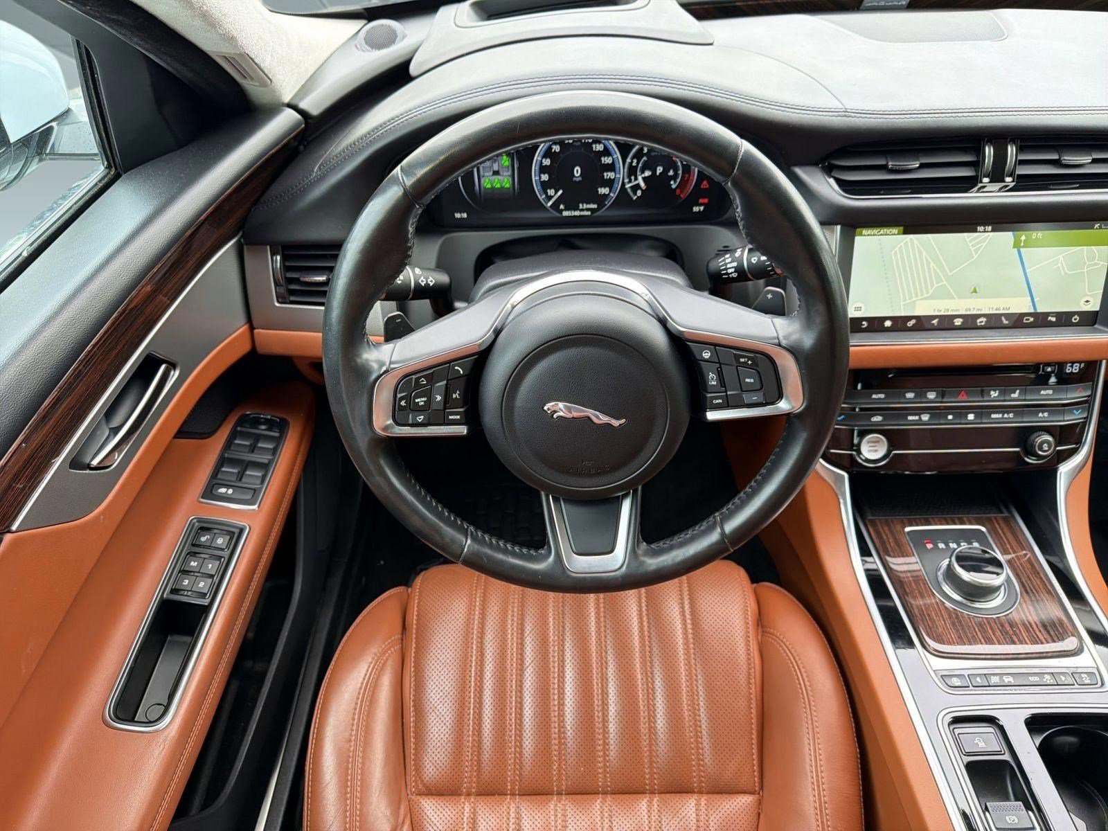 Used 2018 Jaguar XF Portfolio AWD/4WD image 28