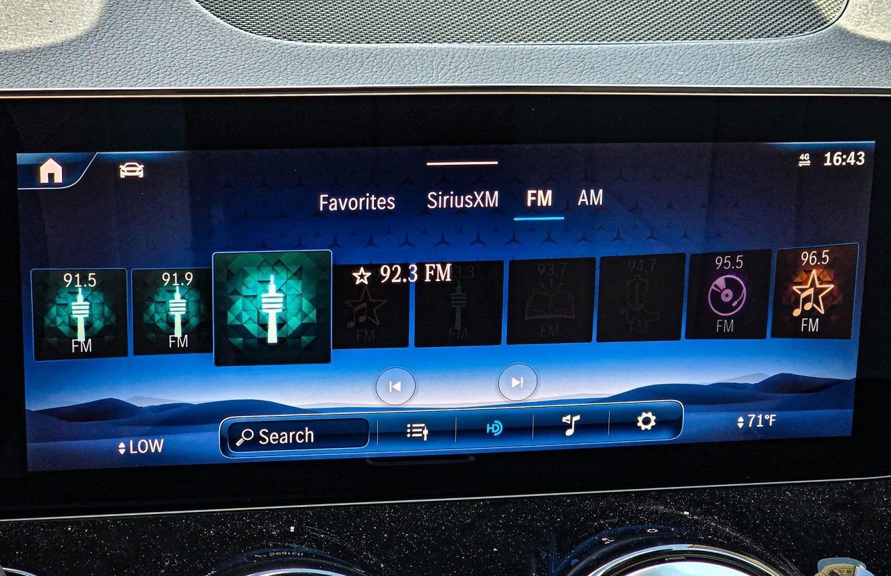 New 2026 Mercedes-Benz GLB 250 4MATIC image 15