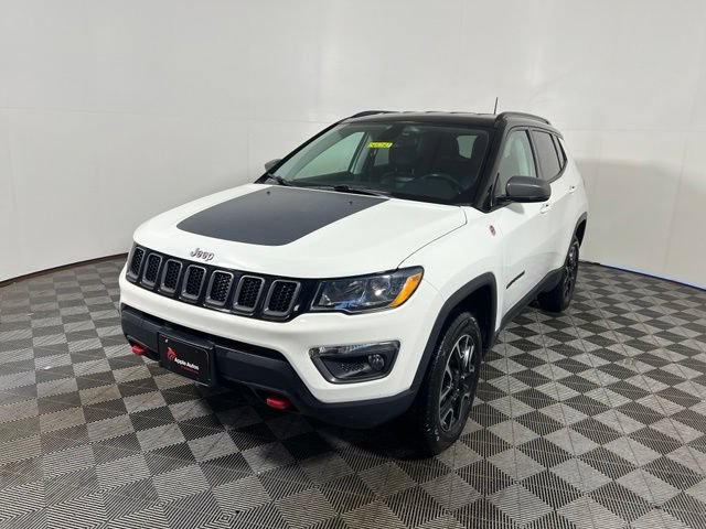 Certified 2019 Jeep Compass Trailhawk w/ Cold Weather Group AWD/4WD image 3