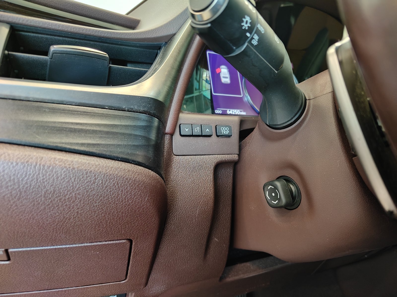 Used 2019 Lexus ES 300h w/ Premium Package FWD image 36