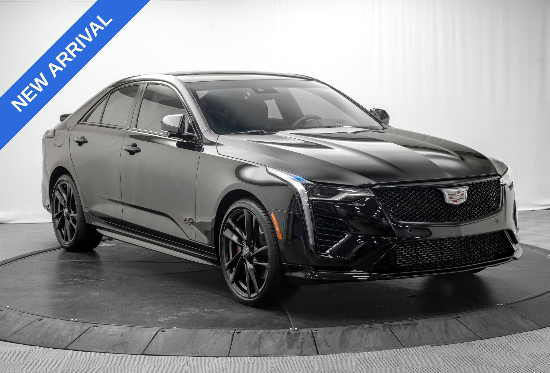 Used 2025 Cadillac CT4 V w/ LPO, Bronce Accent Package AWD/4WD image 9