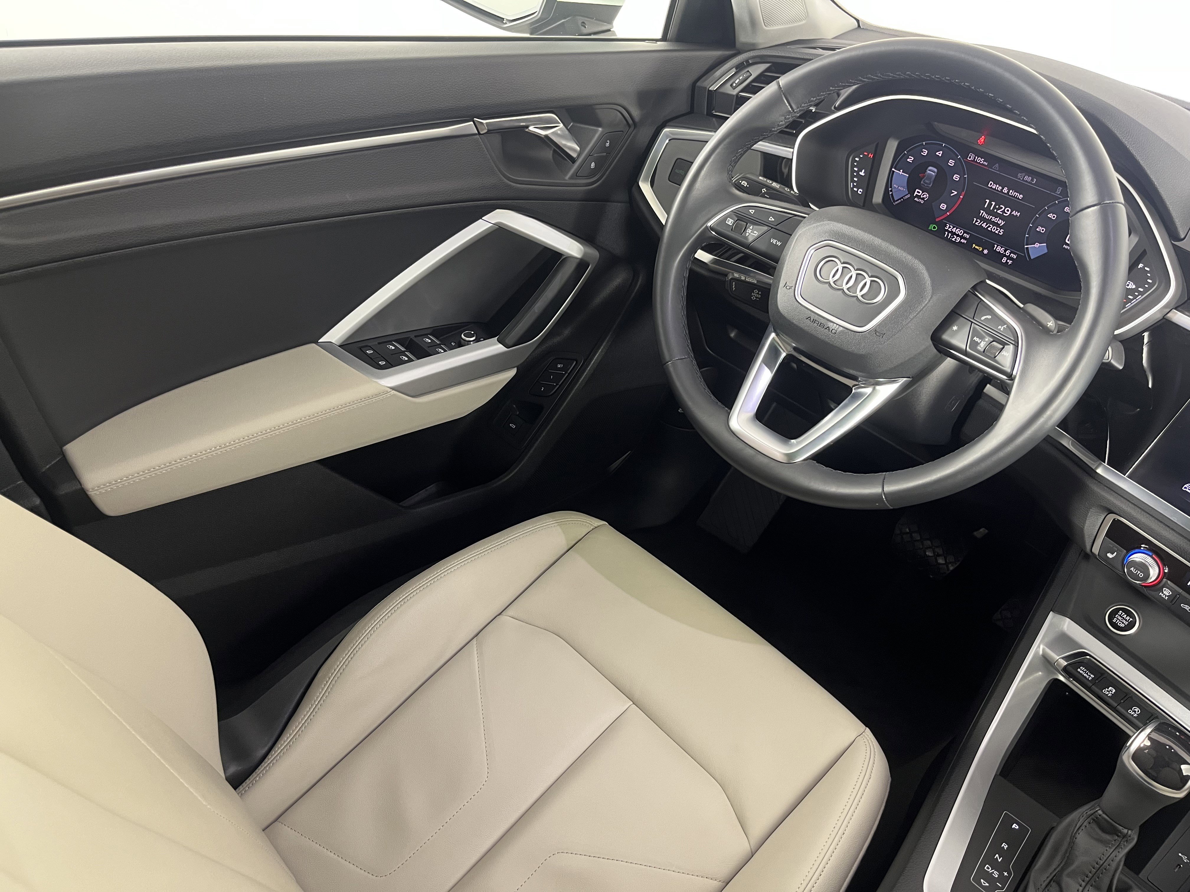 Used 2022 Audi Q3 2.0T Premium image 9