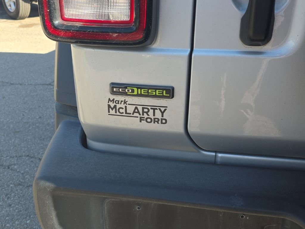 Used 2022 Jeep Wrangler Unlimited Willys image 16