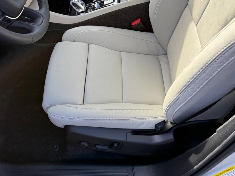 New 2026 Volvo XC40 B5 Ultra w/ Climate Package image 11