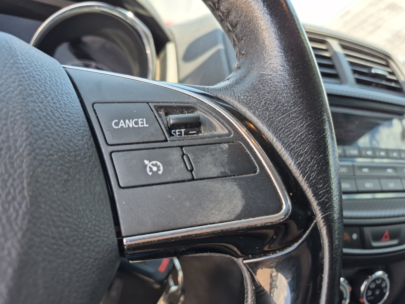 Used 2017 Mitsubishi Outlander Sport ES FWD image 27