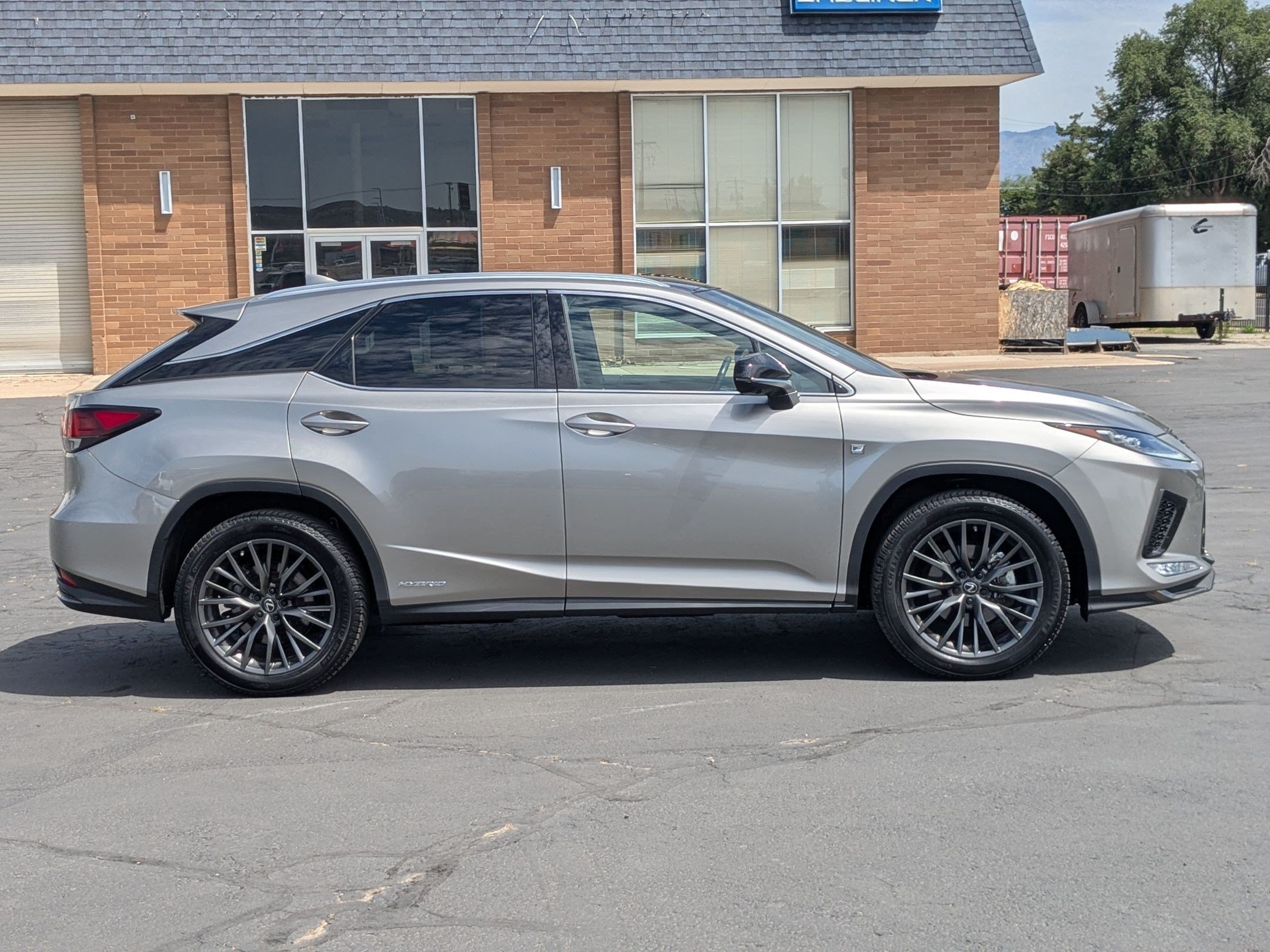 Used 2022 Lexus RX 450h F Sport w/ Cold Area Package (CT) AWD/4WD image 2