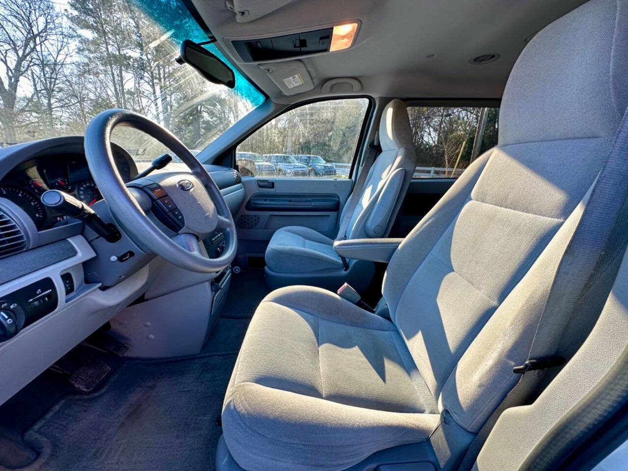 Used 2005 Ford Freestar SES image 10