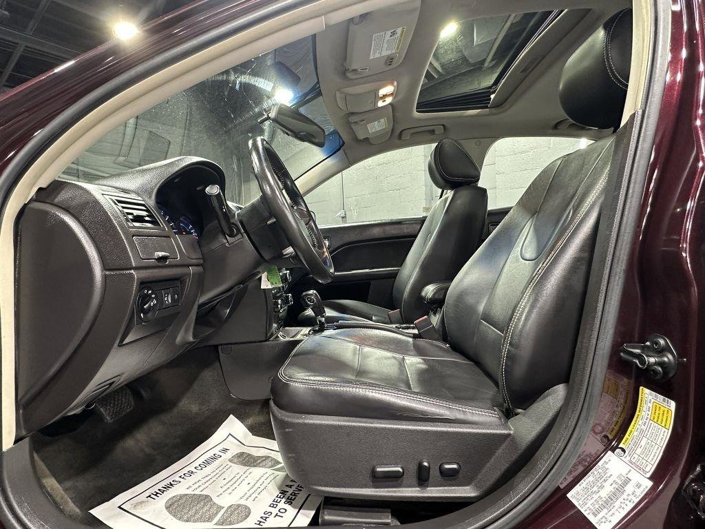 Used 2011 Ford Fusion SEL w/ 302A Rapid Spec Order Code FWD image 13