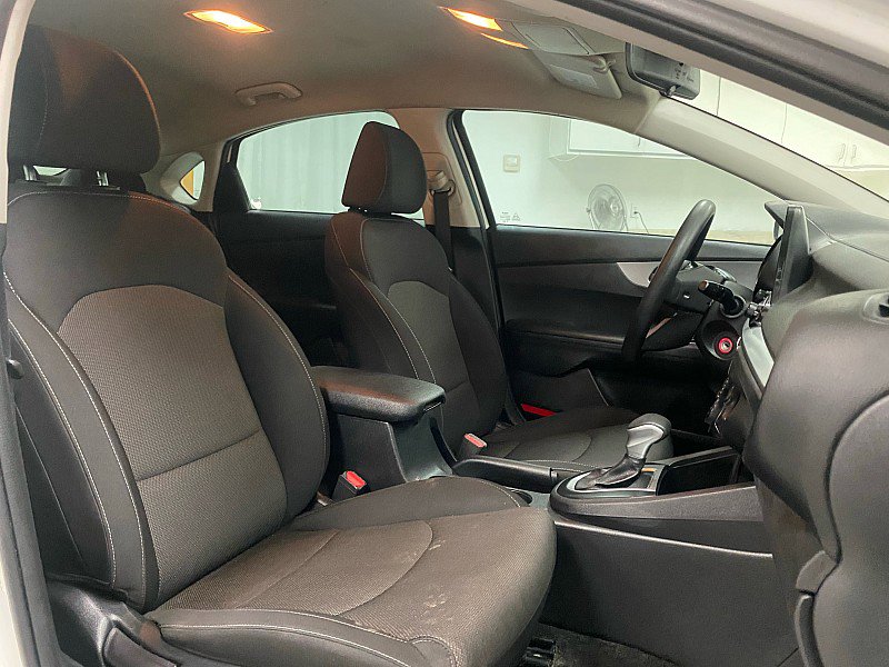Used 2022 Kia Forte Sedan image 16