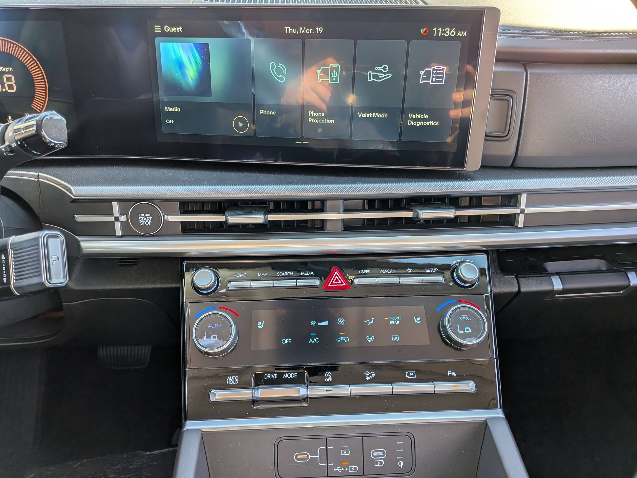 New 2026 Hyundai Santa Fe SEL FWD image 10