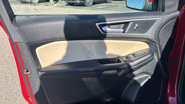 Certified 2023 Ford Edge SEL w/ Convenience Package image 9