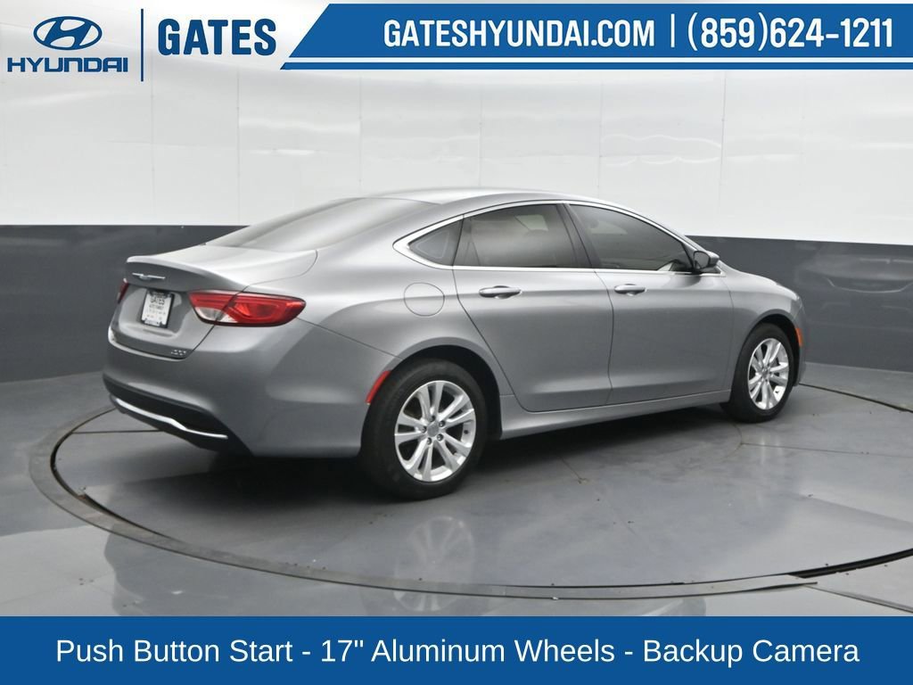 Used 2016 Chrysler 200 Limited image 2