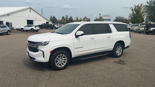 Used 2022 Chevrolet Suburban LT AWD/4WD image 29