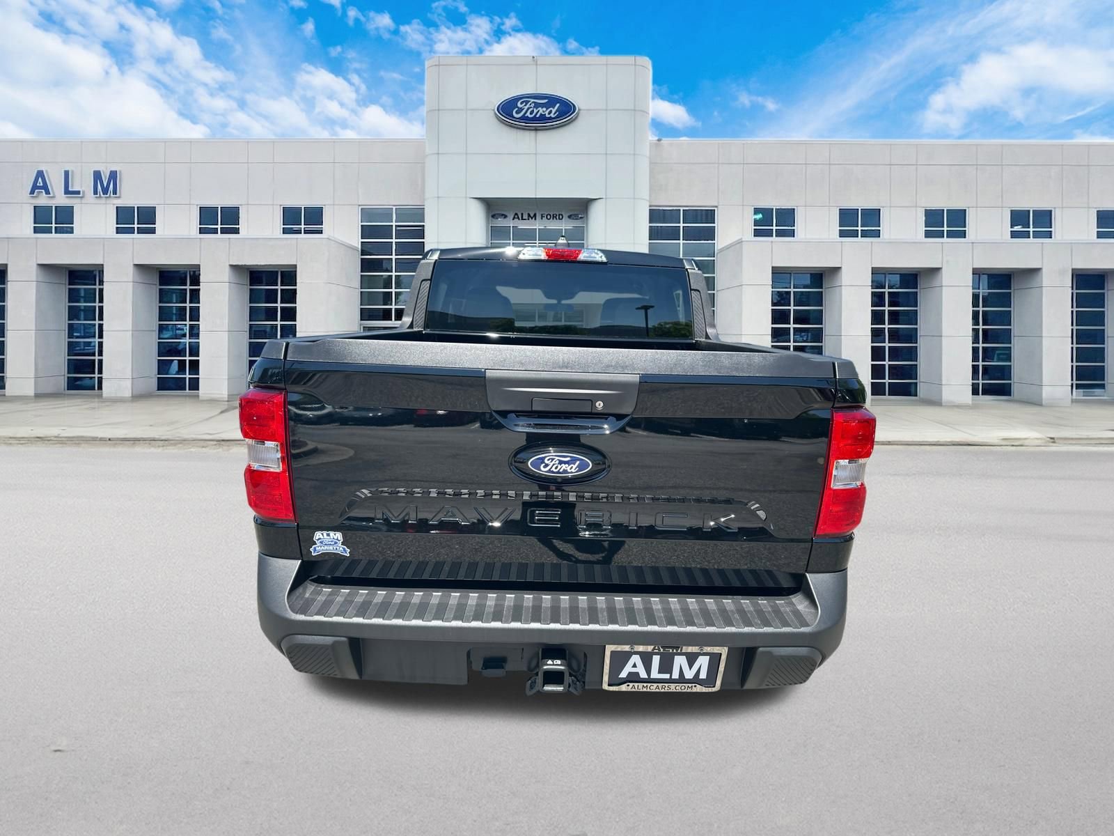 New 2026 Ford Maverick XLT w/ XLT Luxury Package FWD image 6