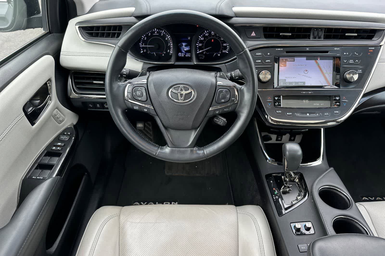 Used 2018 Toyota Avalon Limited w/ Carpet Mat Package FWD image 14